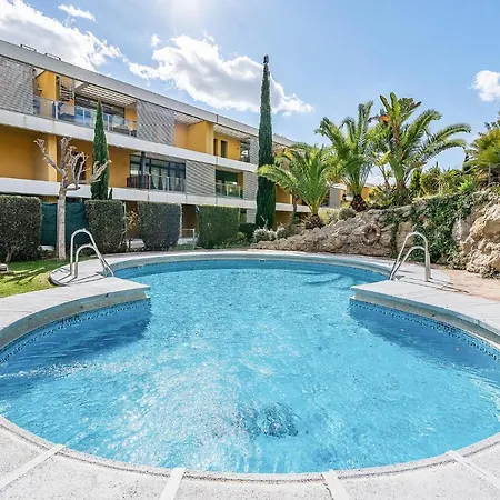 Apartment 2 Bedroom Beautiful In Vera